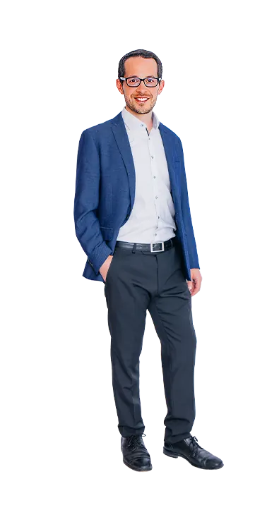 Andreas Kritsch in business attire