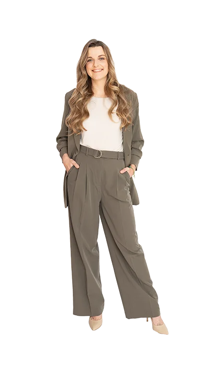 Bettina Rabensteiner in business attire