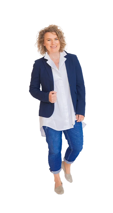 Heidi Thyri in business attire
