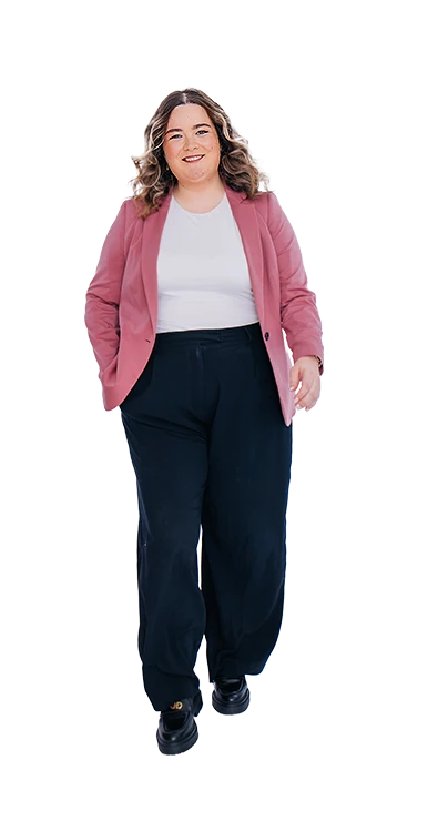 Julia Kuchelmair in business attire